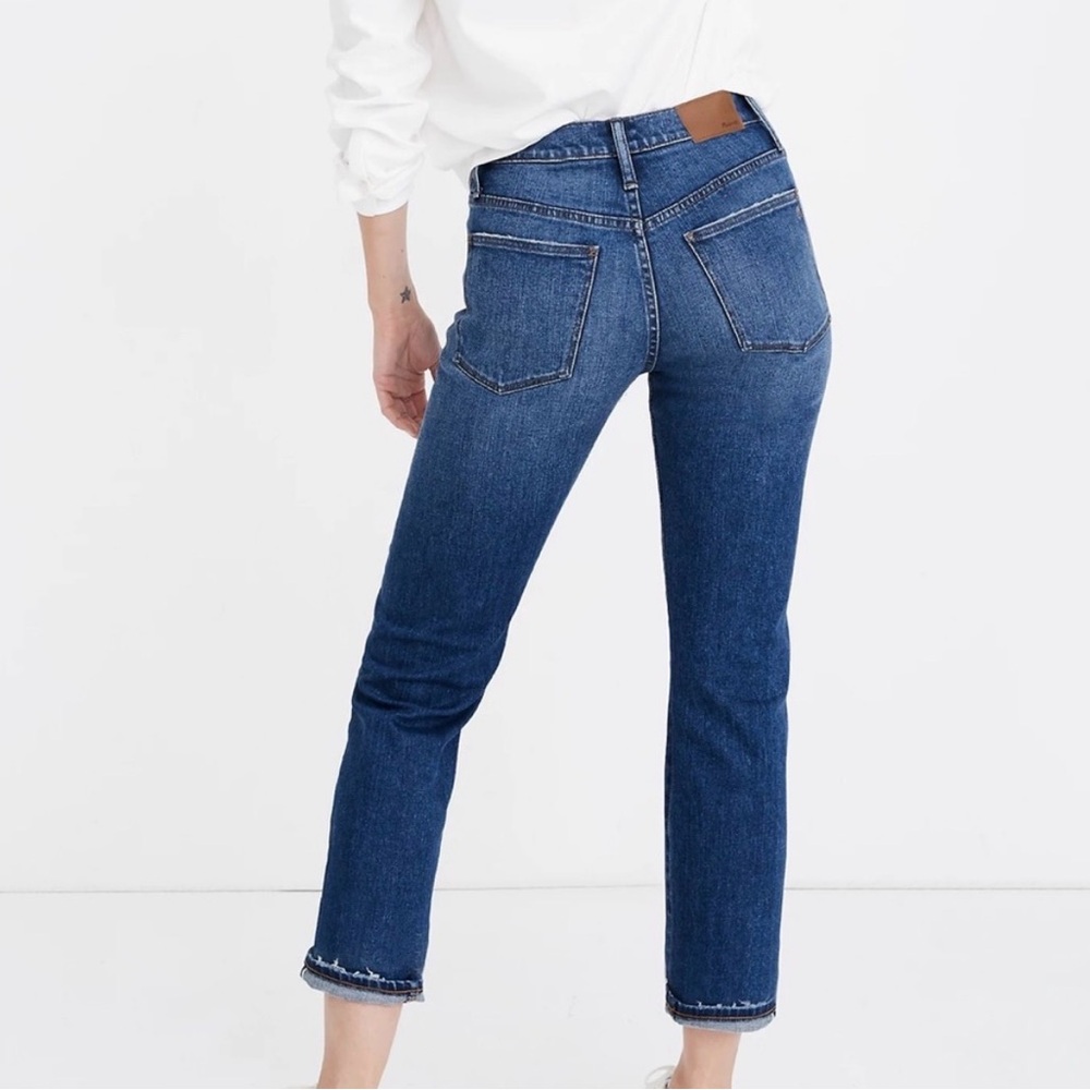 Madewell Straight-Leg Jeans in Medium Blue Wash - Picture 2 of 11